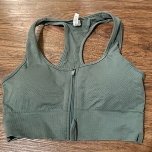 Zip up sports bra Size L